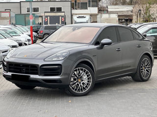 Porsche Cayenne Coupe foto 3