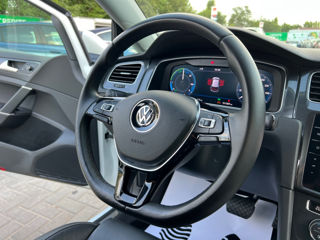 Volkswagen Golf фото 14