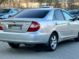 Toyota Camry foto 6