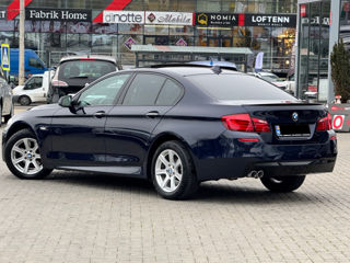 BMW 5 Series foto 3