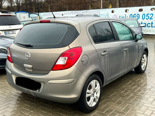 Opel Corsa foto 3