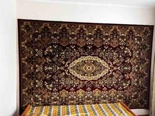 Продам шерстяные ковры (Бельгия) - 200x300 б/у в прекрасном состоянии.