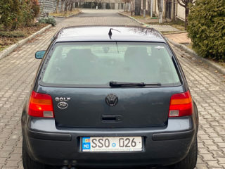 Volkswagen Golf foto 6