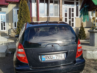 Mercedes A-Class foto 5