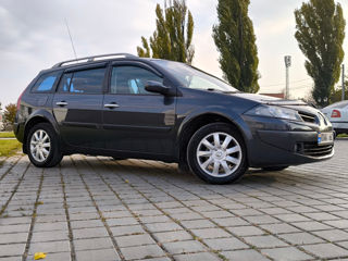 Renault Megane foto 3