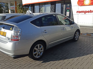 Toyota Prius foto 2