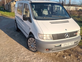 Mercedes Vito foto 2