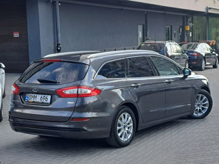 Ford Mondeo foto 4