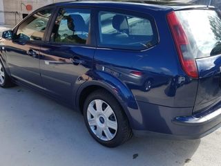 Ford Focus 2005 1.6 hdi doar la piese