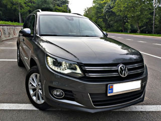 Volkswagen Tiguan foto 1