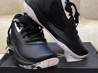 Adidasi Under Armour marimea 40 foto 3
