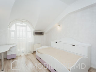 Apartament cu 3 camere, 145 m², Centru, Chișinău foto 2