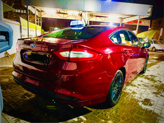 Ford Fusion foto 3