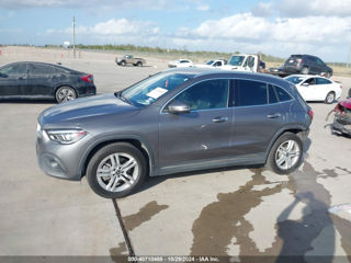 Mercedes GLA foto 4