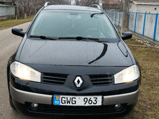 Renault Megane foto 2