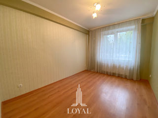 Apartament cu 3 camere, 74 m², Ciocana, Chișinău foto 3