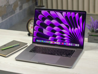 MacBook Pro 16 Retina 2020 (Core i7 9750H/16Gb DDR4/512Gb SSD/4Gb Radeon Pro 5300M/16")