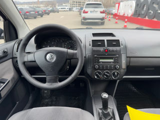 Volkswagen Polo foto 8