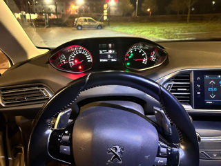 Peugeot 308 foto 6