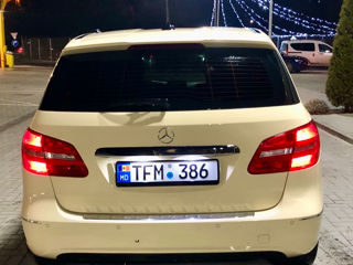 Mercedes B-Class foto 7