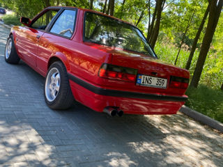 BMW 3 Series фото 4