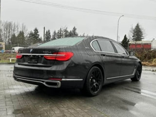 BMW 7 Series foto 5