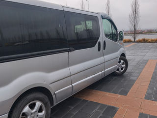 Opel Vivaro foto 2