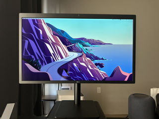 Lg Thunderbolt Display for Mac 27 5k 27MD5KL-B