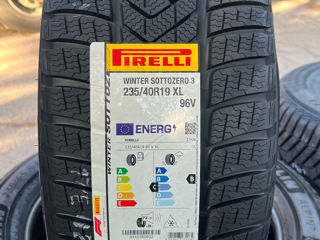 Anvelope iarna 235/40 R19 Pirelli / зима 5100 - lei