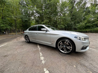 BMW 5 Series foto 6