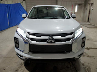 Mitsubishi Outlander foto 2