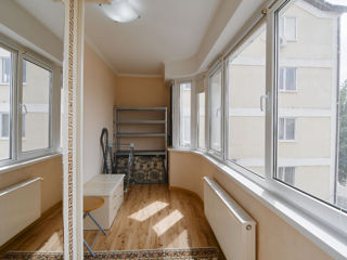 Apartament cu 2 camere, 67 m², Centru, Ialoveni foto 5