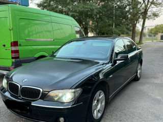 BMW 7 Series foto 2