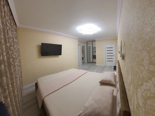 Apartament cu 2 camere, 45 m², Buiucani, Chișinău foto 2