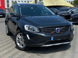 Volvo XC60 фото 3