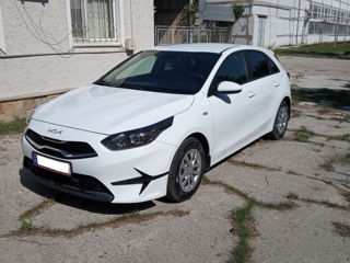 KIA Ceed foto 2