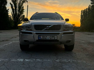 Volvo XC90 foto 2