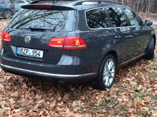 Volkswagen Passat foto 9