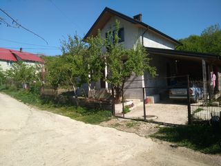 Casă de vânzare !!! Sau schimb 20000 euro+ apartament foto 9