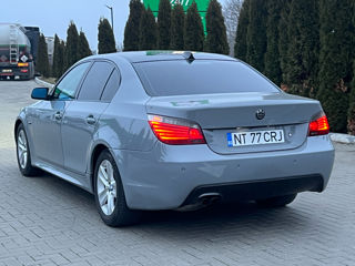 BMW 5 Series foto 3