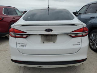 Ford Fusion foto 5