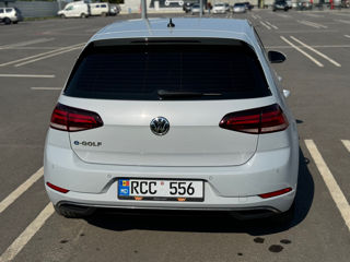 Volkswagen Golf foto 8