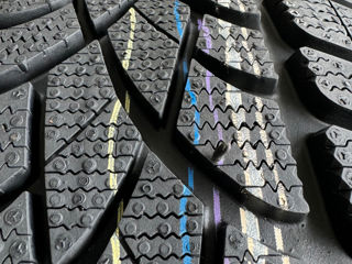 235/45 R19 Dunlop WinterSport 3D foto 4