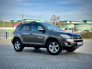 Toyota Rav 4 foto 2