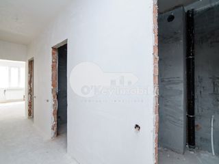 Ex-Factor 2 camere+living, 78 mp, variantă albă, Buiucani 50700 € foto 4
