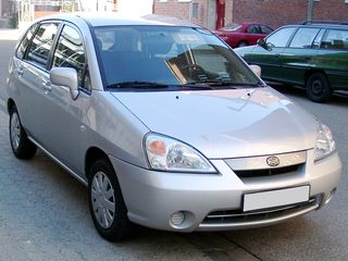 Suzuki Liana foto 1