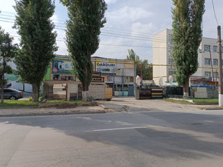 Первая линия, str.Uzinelor 90, возможно частями и посуточно. foto 9