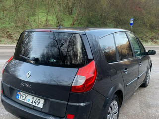 Renault Grand Scenic foto 3