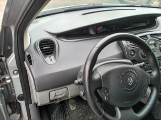 Renault Grand Scenic foto 4