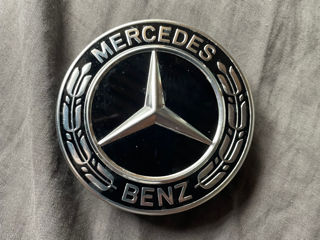 Продам колпачки на Mercedes-Benz